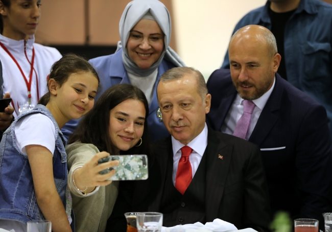 Cumhurbaşkanı Erdoğan: Bizim kızıl elmamız büyük ve güçlü Türkiye'nin inşasıdır